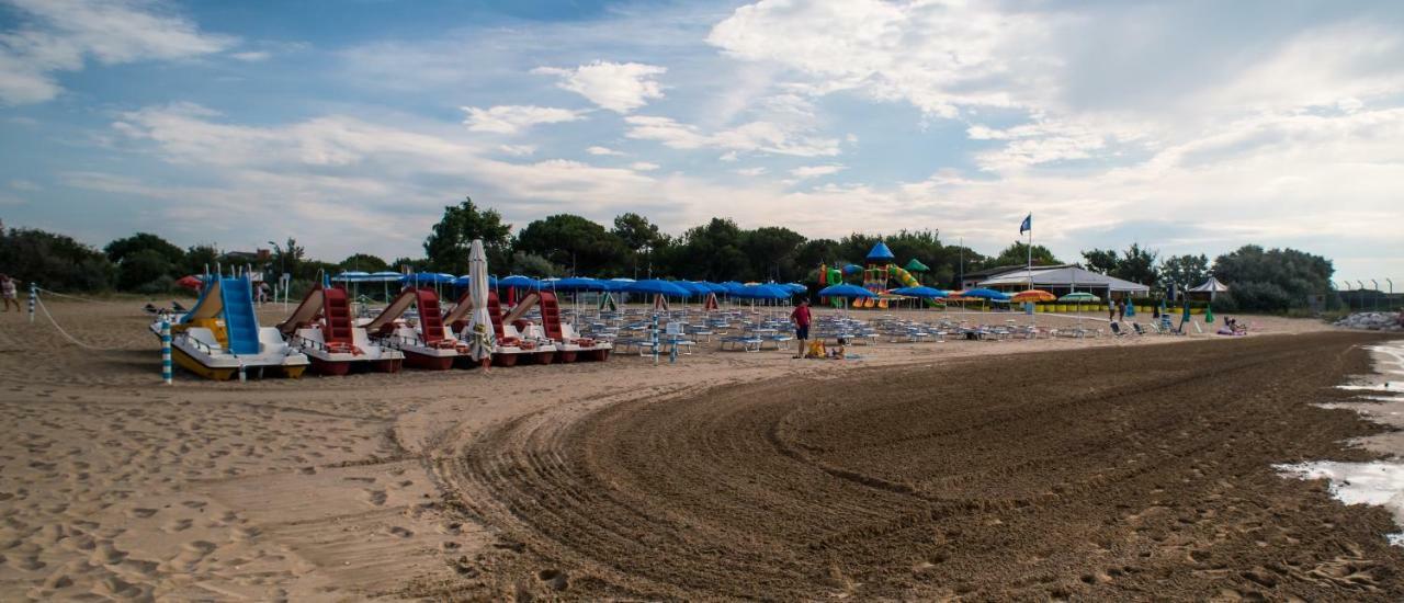 Villa Al Mare Camping - 4 Stelle 카발리노 외부 사진
